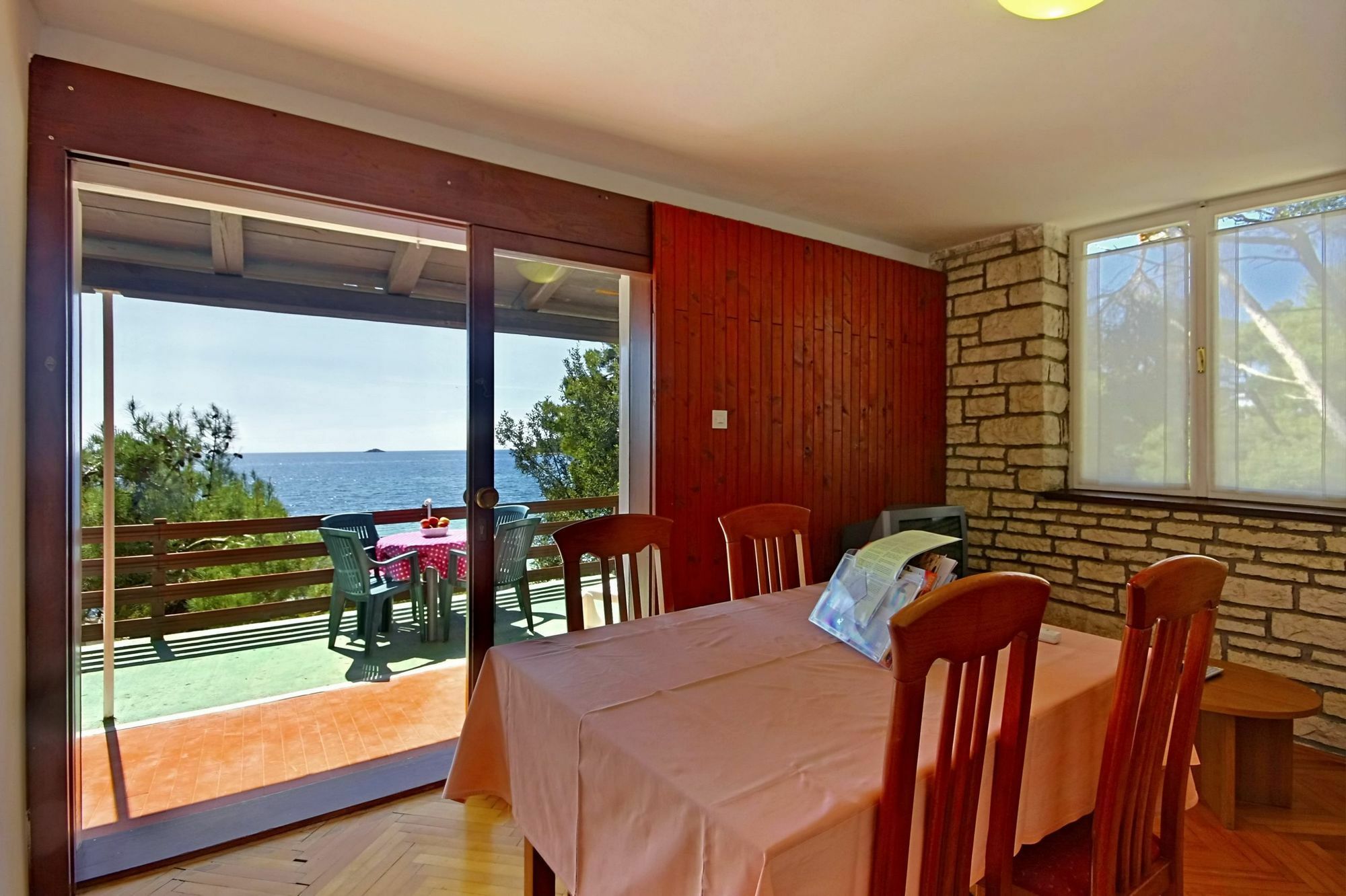 Al Mare Apartments 로비니 외부 사진