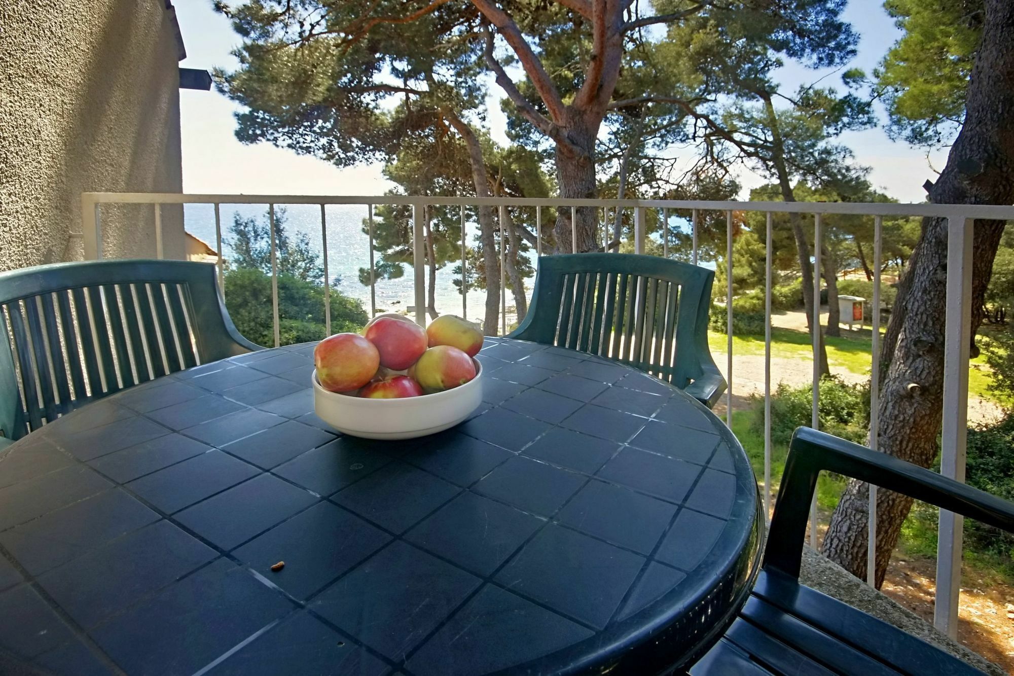 Al Mare Apartments 로비니 외부 사진